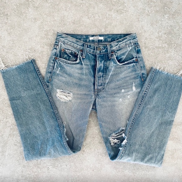 GRLFRND Karolina High Rise Jean A Little More Love black spot on rear of leg - Picture 6 of 16